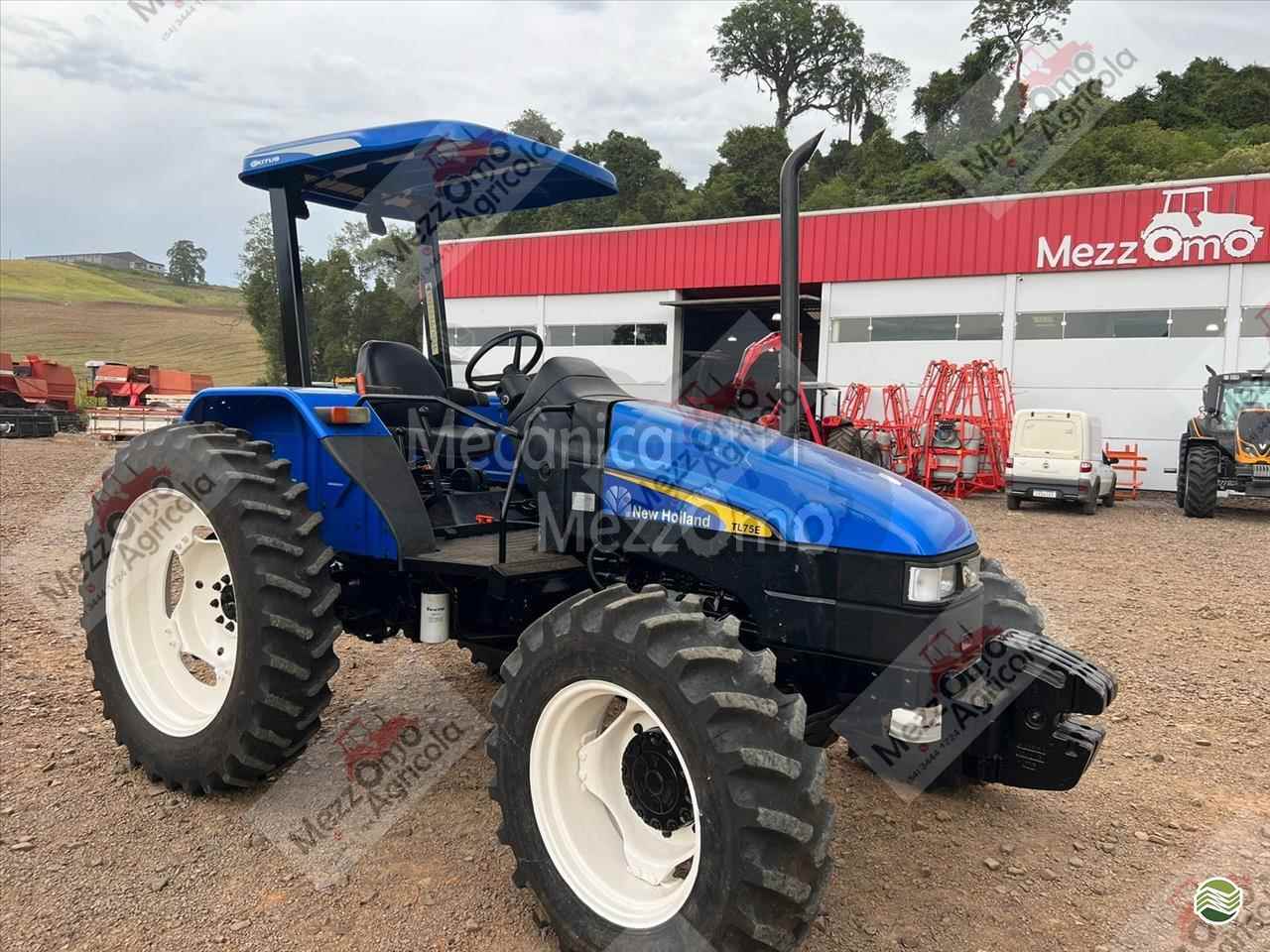 TRATOR NEW HOLLAND NEW TL 75 Tração 4x4 Mezzomo Agrícola SERAFINA CORREA RIO GRANDE DO SUL RS